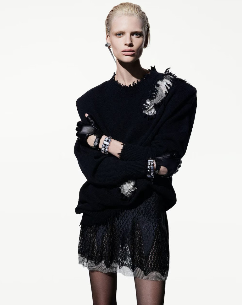 последний кампейн Донателлы Версаче Versace